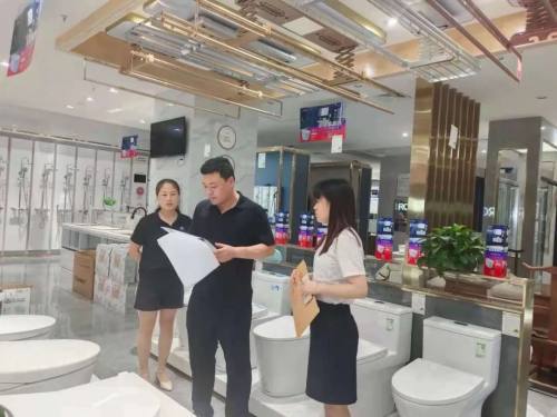 高新區市場監管分局專項檢查家具市場知識產權保護